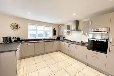 7 Bredon View Close, Pershore, WR10 1NB