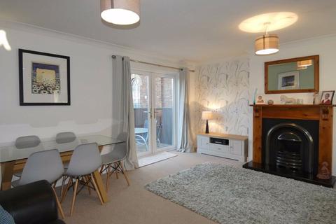 2 Eastwold, North Newbald, York, YO43 4TQ