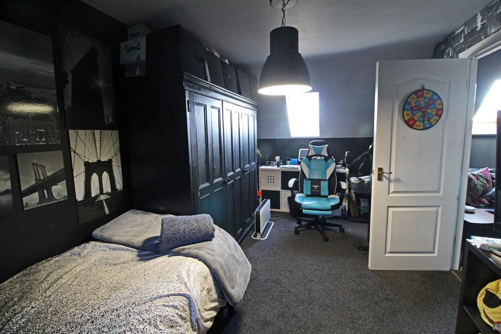 Bedroom 3.jpg