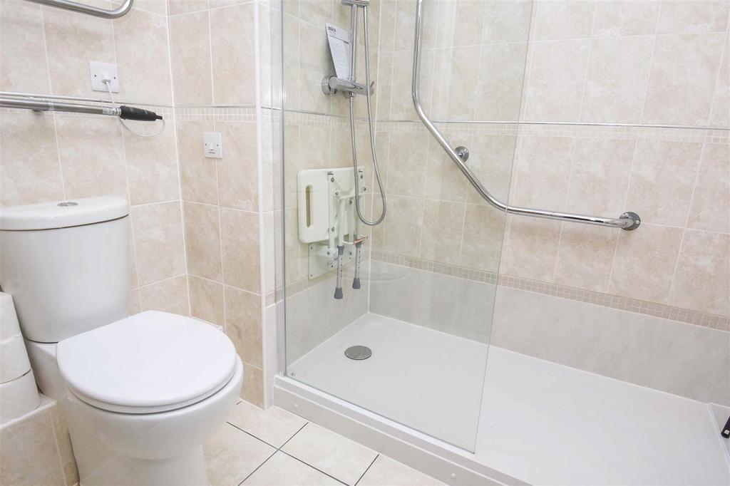Shower Room.jpg