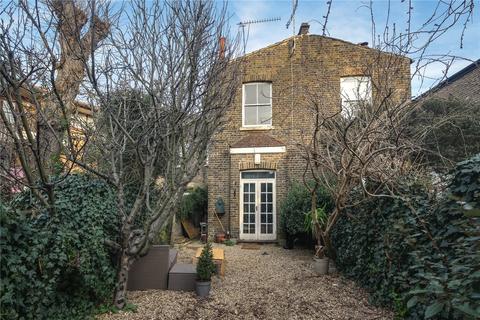 26 Terrace Road, London, E9 7ES