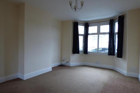 40 Coombe Road, Gravesend, DA12 5PB