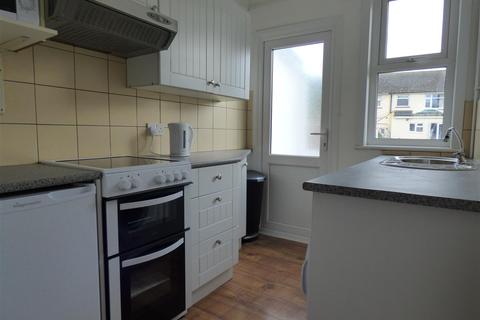 40 Coombe Road, Gravesend, DA12 5PB