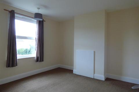40 Coombe Road, Gravesend, DA12 5PB