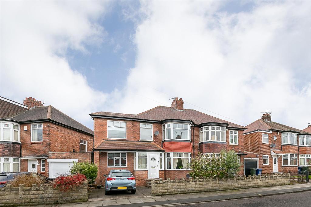 Ridgewood Crescent, South Gosforth, Newcastle upon Tyne 3 bed semi