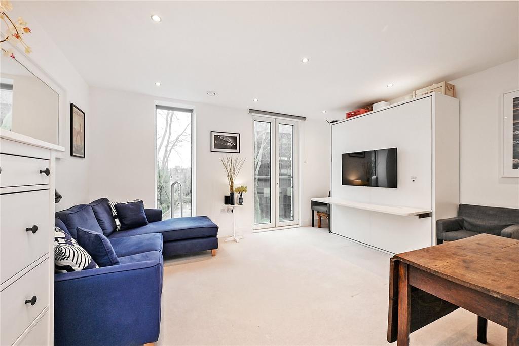 Reception / Bedroom
