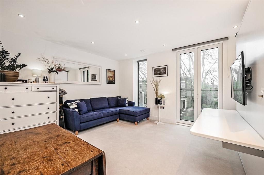 Reception / Bedroom
