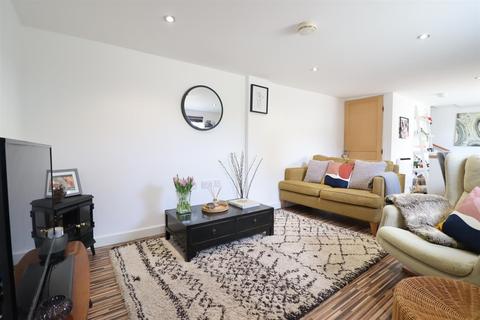 Bosvigo Cottage Bosvigo Road, Truro, TR1 3DG