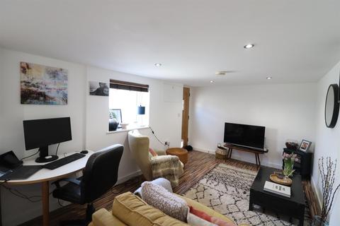 Bosvigo Cottage Bosvigo Road, Truro, TR1 3DG
