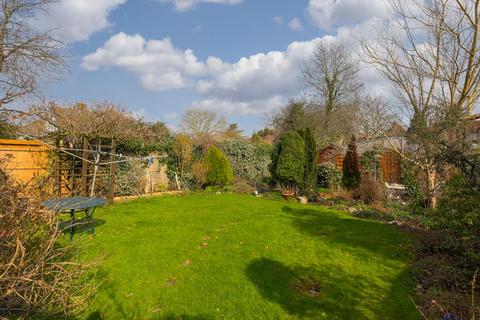 1 Windmill Avenue, Epsom, KT17 1LL