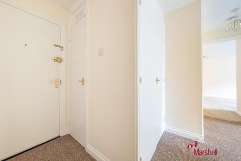Flat 7, Wellington House Exeter Close, Watford, WD24 4BP