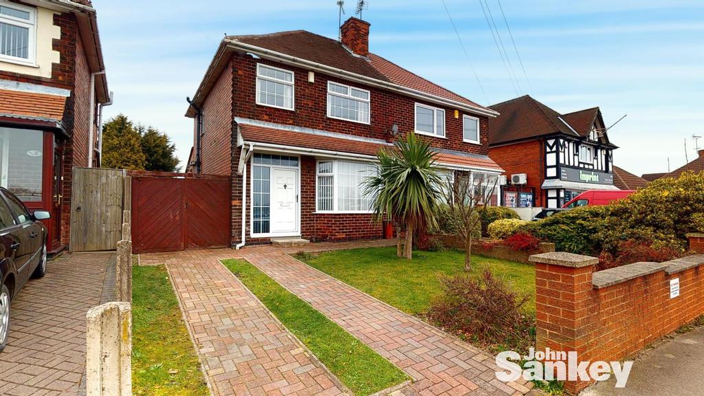 Chesterfield Road North, Pleasley... 3 bed semidetached house £119,950