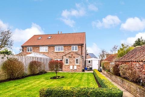 11 Ducks Farm Close, Kirby Misperton, Malton, YO17 6XH