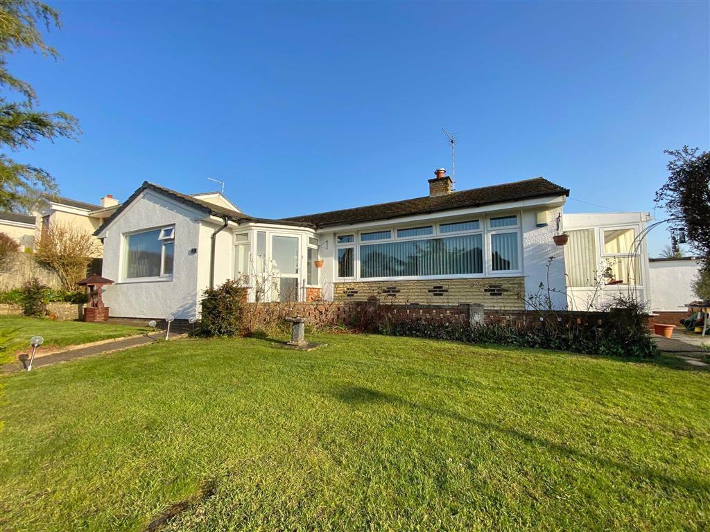Vale Close, Galmpton, Galmpton... 2 bed detached bungalow £379,950