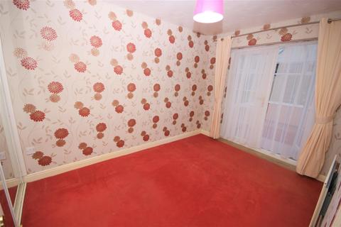 10 Badger Hill, Brighouse, HD6 3QX