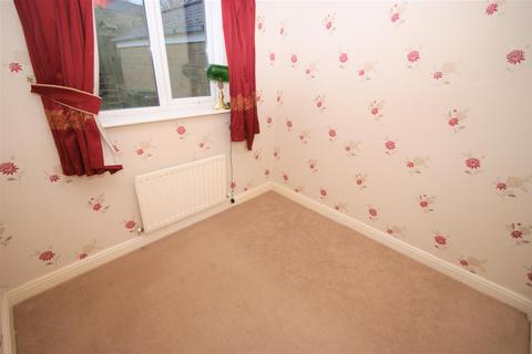 10 Badger Hill, Brighouse, HD6 3QX