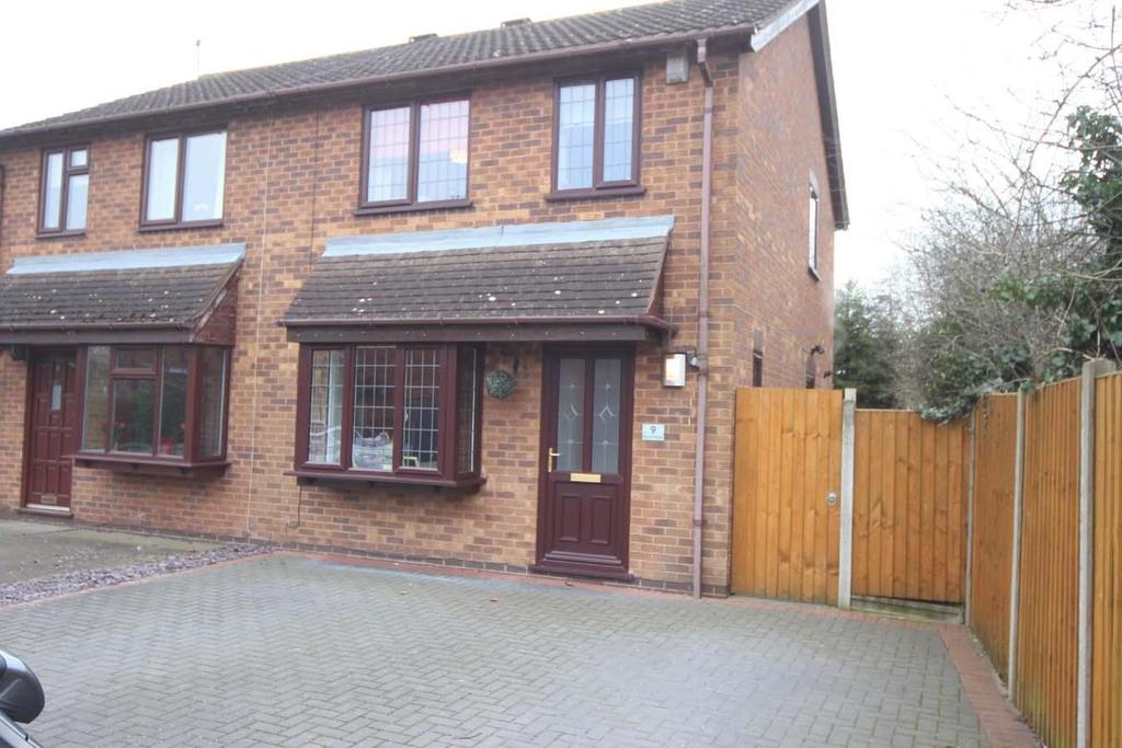 Rydal Close, Hinckley 3 bed semidetached house £210,000