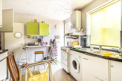 2 Cranbrook Close, Bromley, BR2 7QA