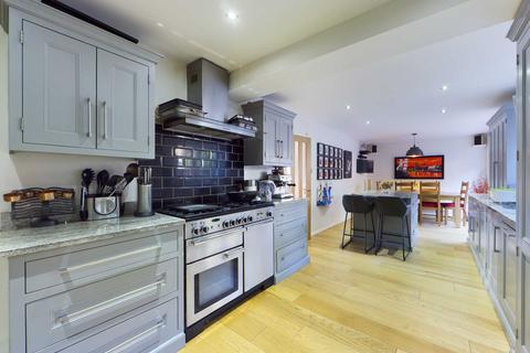 3 Beaumayes Close, Hemel Hempstead, HP1 1SW