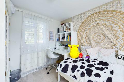 3 Beaumayes Close, Hemel Hempstead, HP1 1SW