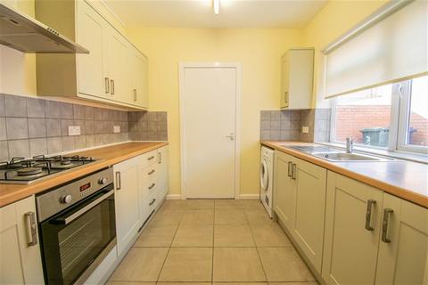 2 bedroom flat to rent, Oakland Road, Jesmond