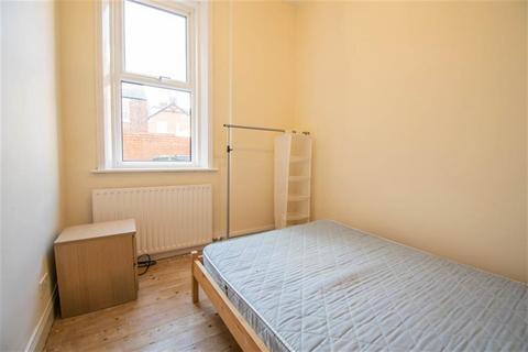 2 bedroom flat to rent, Oakland Road, Jesmond