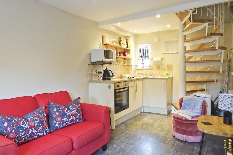 Sitting Room/Dining Room