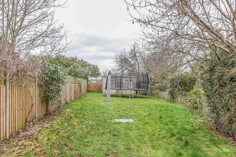 4 Cross Keys Road, South Stoke, Reading, RG8 0JU