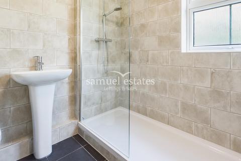 Flat 2, 63 Caxton Road, London, SW19 8SJ