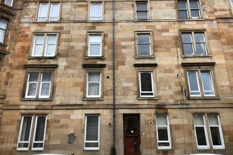 1 bedroom flat to rent, Dixon Avenue, Glasgow, G42