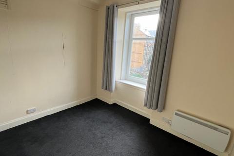 1 bedroom flat to rent, Dixon Avenue, Glasgow, G42