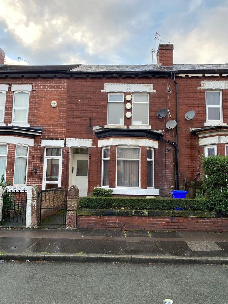 Clarence Road Manchester 2 bed apartment - £750 pcm (£173 pw)