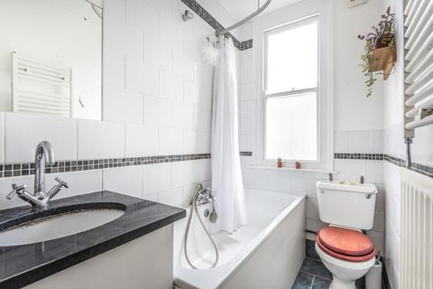84 Dumbarton Road, London, SW2 5LU