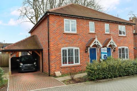 7 Abrahams Close, Amersham, HP7 9FA