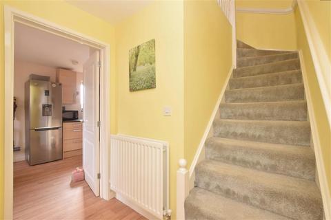 6 Spinner Drive, Havant, PO9 4BQ