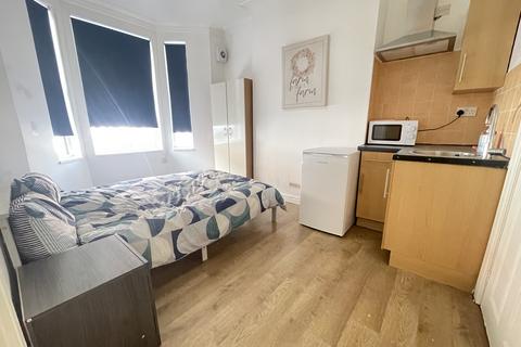 Burton Avenue, Balby, Doncaster DN4