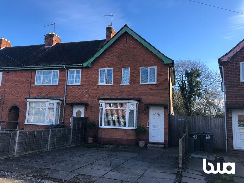 Gracemere Crescent, Hall Green, Birmingham, B28 0TY 3 bed end of