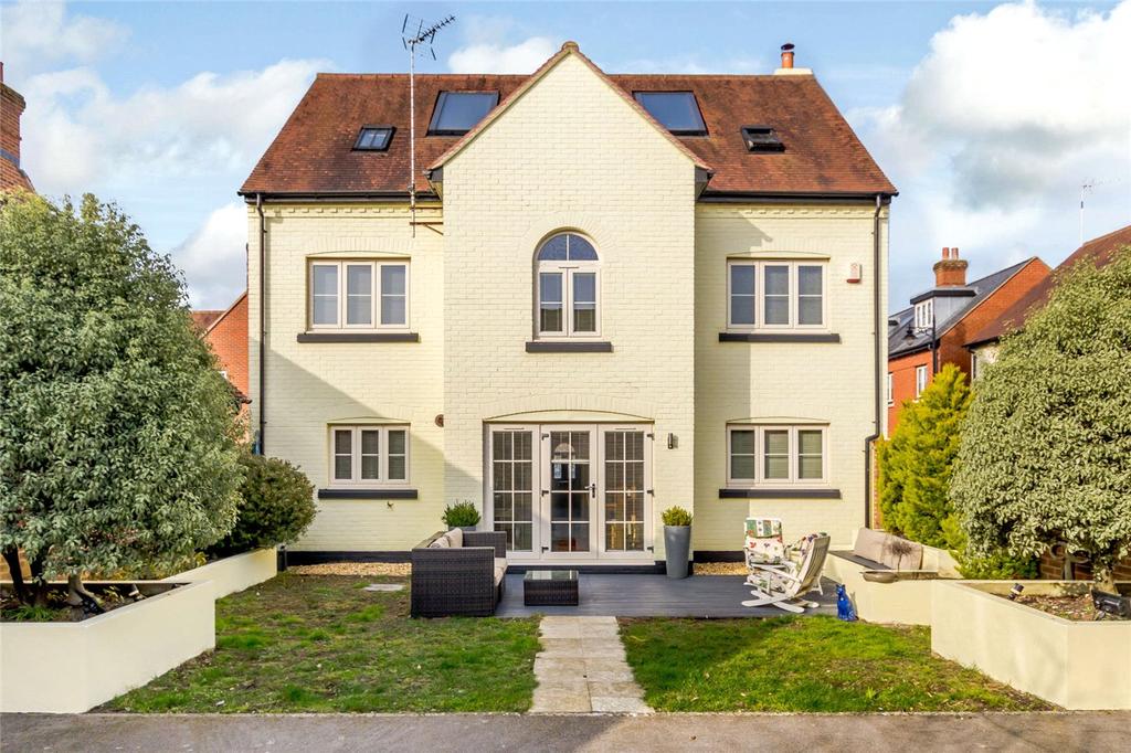 West Wick, Downton, Salisbury, SP5 5 bed detached house £650,000
