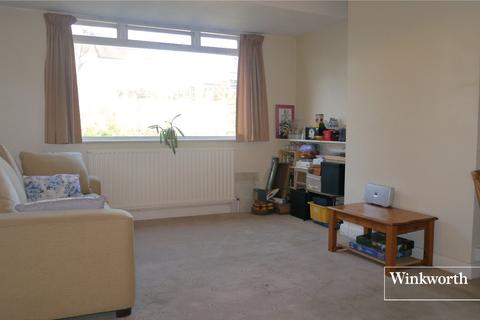 32 Grange Avenue, East Barnet, Barnet, EN4 8NL