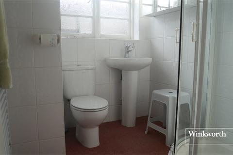 32 Grange Avenue, East Barnet, Barnet, EN4 8NL