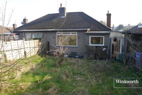 32 Grange Avenue, East Barnet, Barnet, EN4 8NL