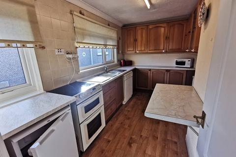 3 Maeslan, Rhos, Swansea, SA8 3HH