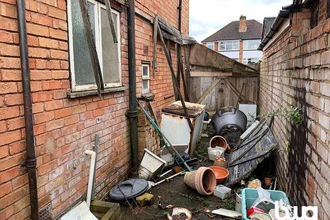 136 Stroud Road, Shirley, Solihull, B90 2JX