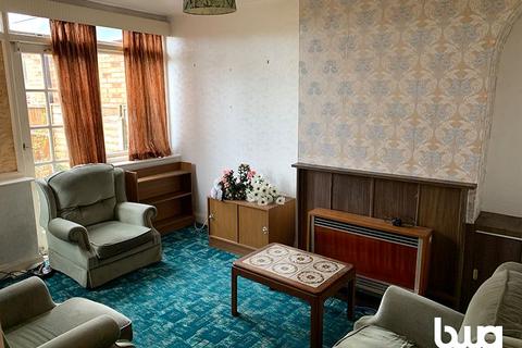 136 Stroud Road, Shirley, Solihull, B90 2JX