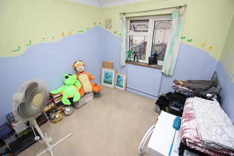 33 Browning Avenue, Worcester Park, KT4 8AY