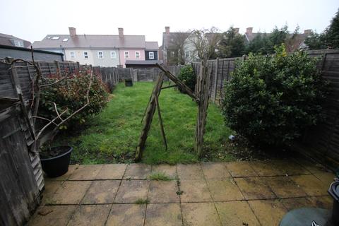 33 Browning Avenue, Worcester Park, KT4 8AY