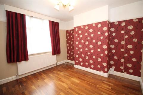 39 Gordon Avenue, Bristol, BS5 7DY