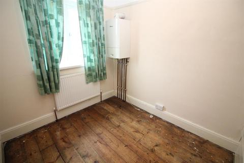 39 Gordon Avenue, Bristol, BS5 7DY