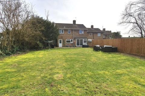 28 Bourne Crescent, Northampton, NN5 7JD