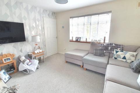 28 Bourne Crescent, Northampton, NN5 7JD